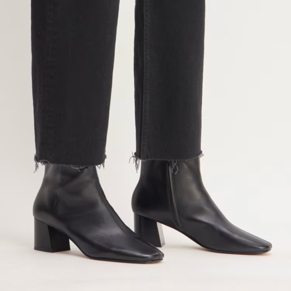 NEW Everlane Black Leather The Day Boot in Size 8